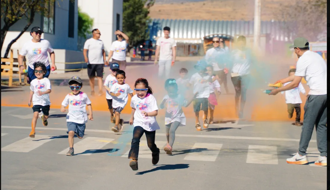 Alumnos del CRB en la carrera de colores